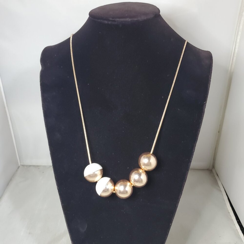 Vetta 5 bead gold chain necklace